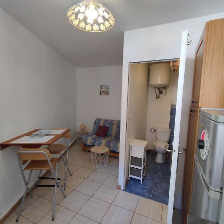 Cueva Apartment Arles Bagian luar foto