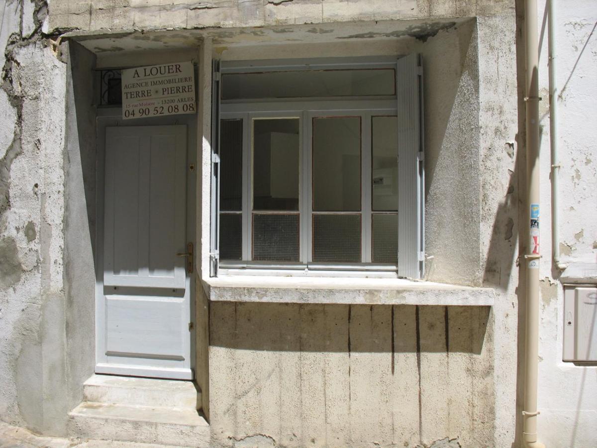 Cueva Apartment Arles Bagian luar foto