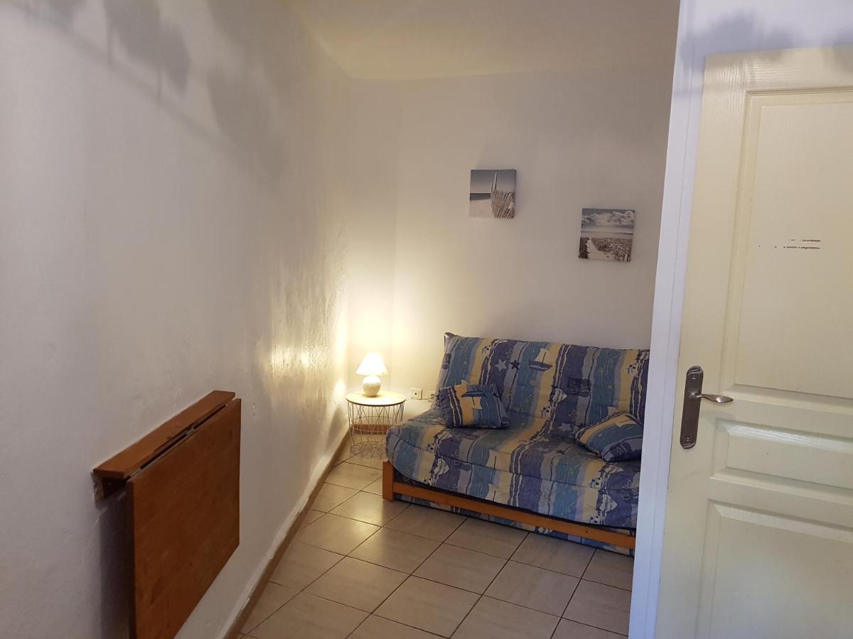 Cueva Apartment Arles Bagian luar foto